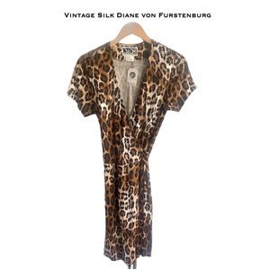 Vintage Diane von Furstenberg Silk Knit Leopard animal print Wrap Dress 90s